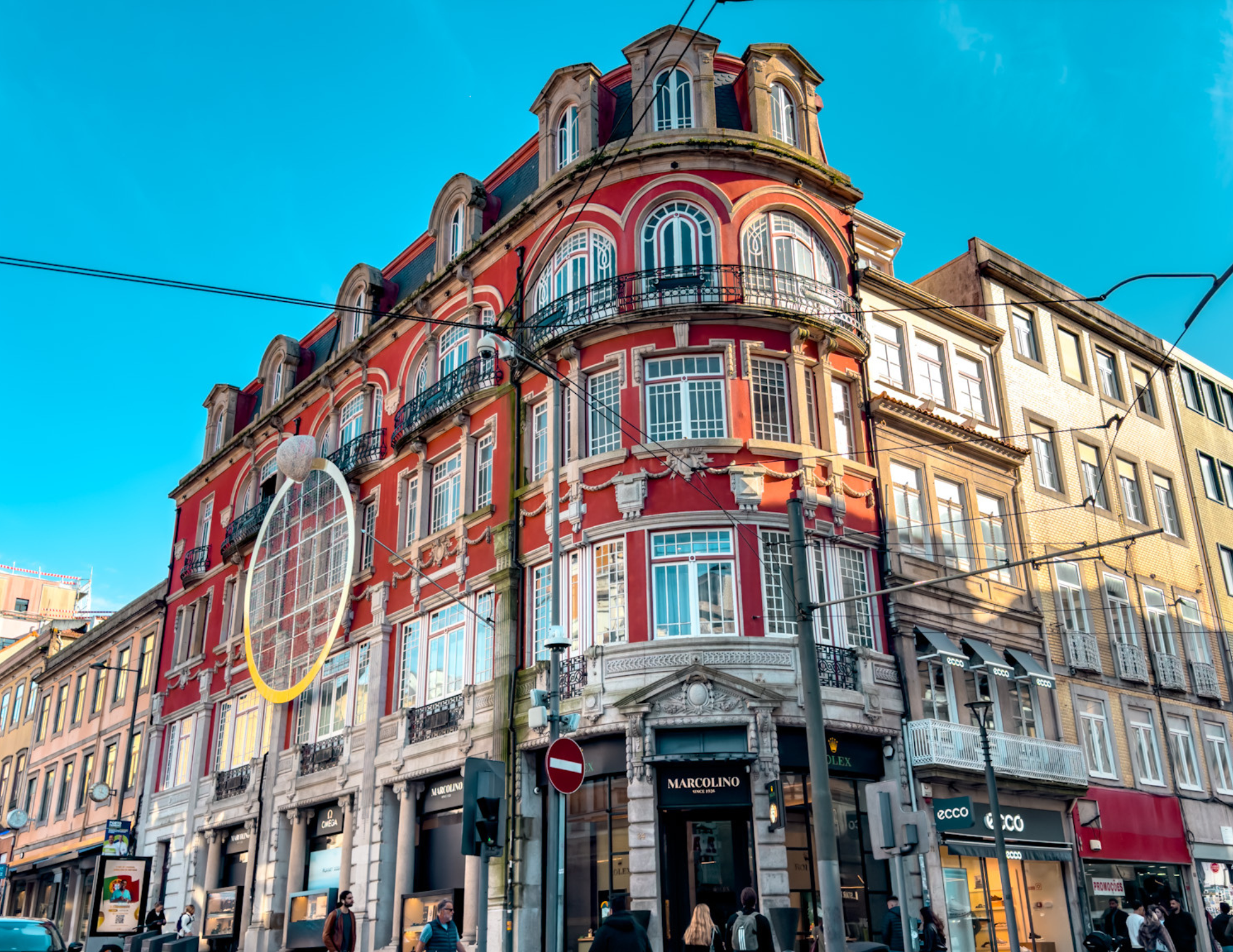 Where to Stay in Porto (2).png